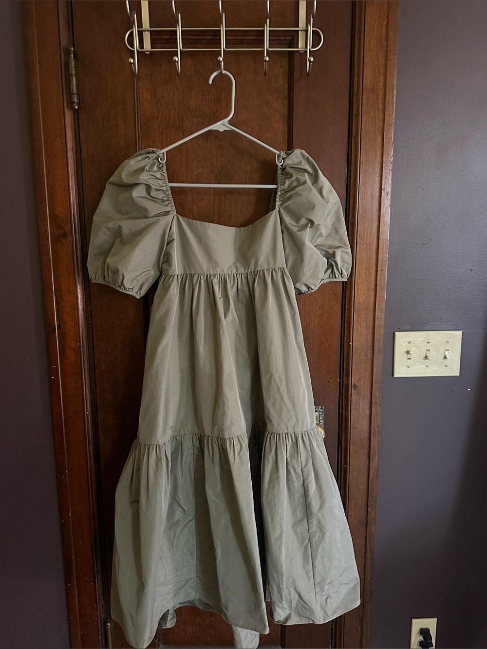 Aritzia Wilfred Olive Dress